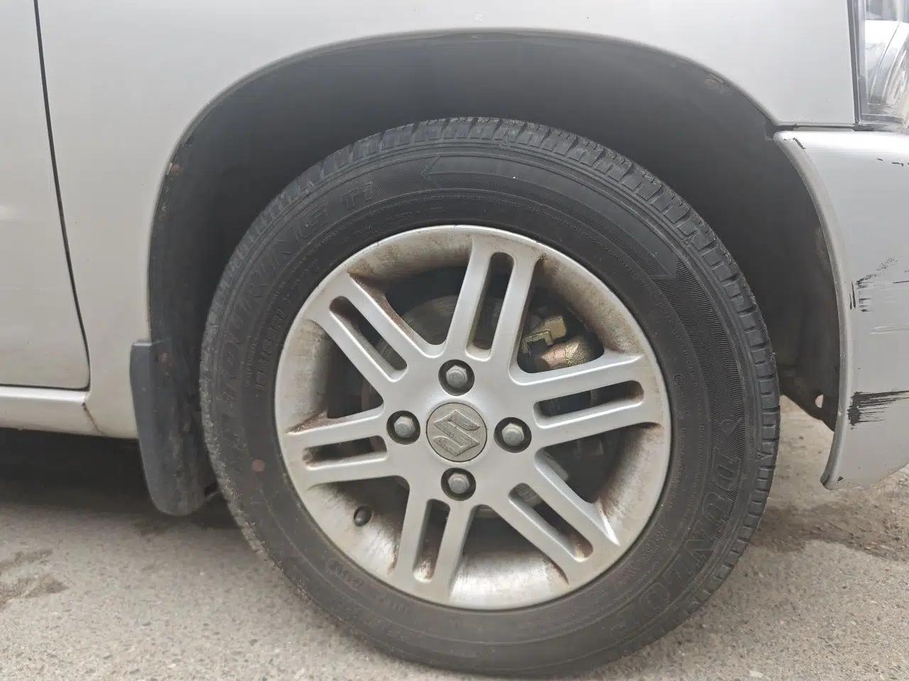 Suzuki Wagon R 2015 1.0L Manual Comfort Model — миниатюра 8