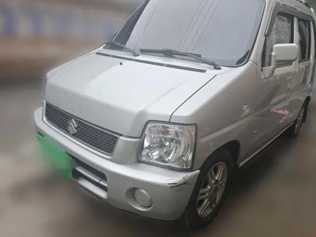 Suzuki Wagon R 2015 1.0L Manual Comfort Model