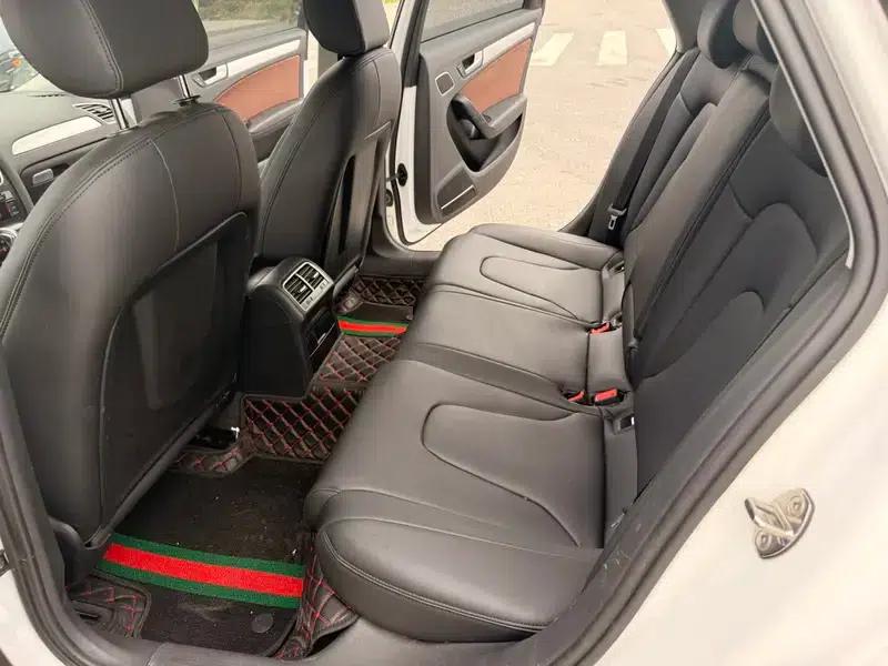 Audi A4L 2015 35 TFSI Automatic Standard Edition — миниатюра 9
