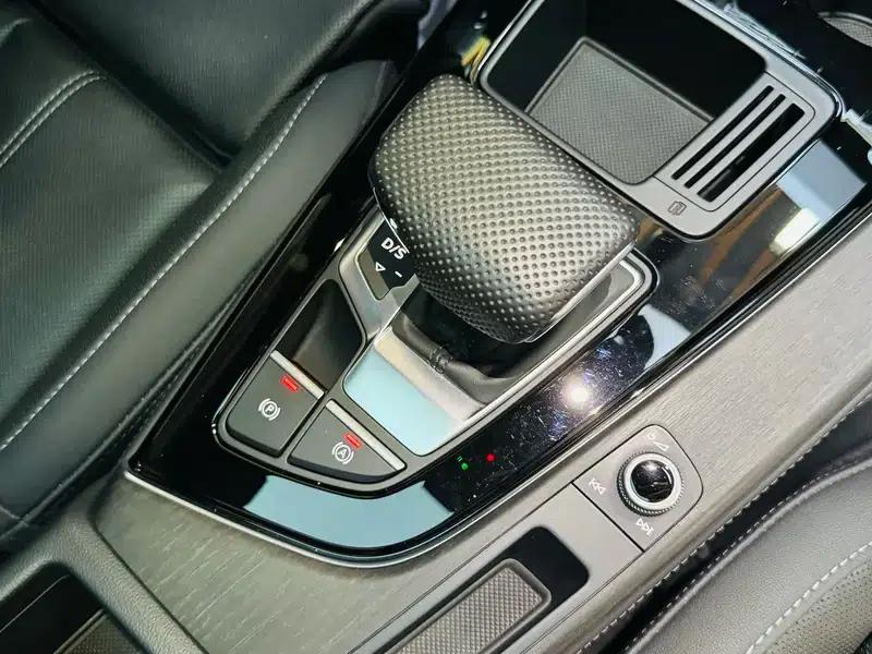 Audi A4L 2024 40 TFSI Luxury Dynamic — миниатюра 14