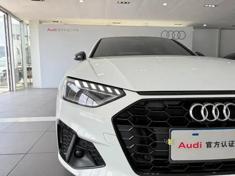 Audi A4L 2025 2 Million Unit Enjoyment Edition 40 TFSI Luxury Dynamic Model — миниатюра 11