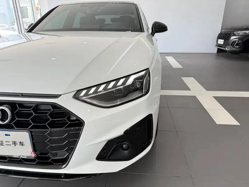 Audi A4L 2025 2 Million Unit Enjoyment Edition 40 TFSI Luxury Dynamic Model — миниатюра 9