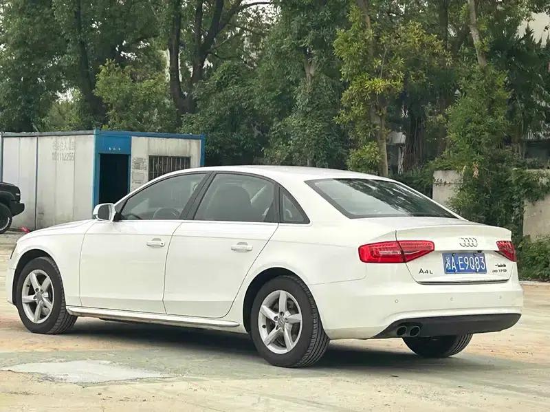 Audi A4L 2015 35 TFSI Automatic Standard Edition — миниатюра 4