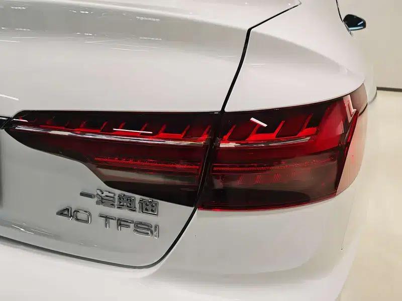 Audi A4L 2024 40 TFSI Luxury Dynamic — миниатюра 7