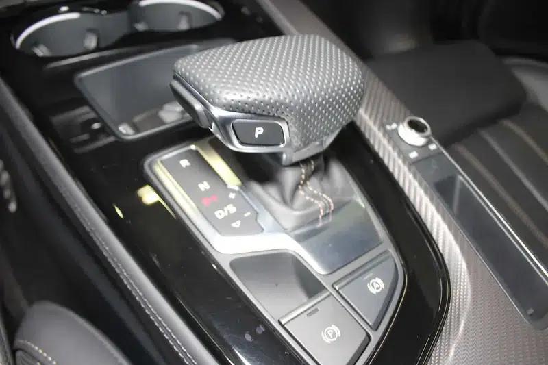2024 Audi A4L 40 TFSI quattro RS Package (Sports Edition) — миниатюра 12
