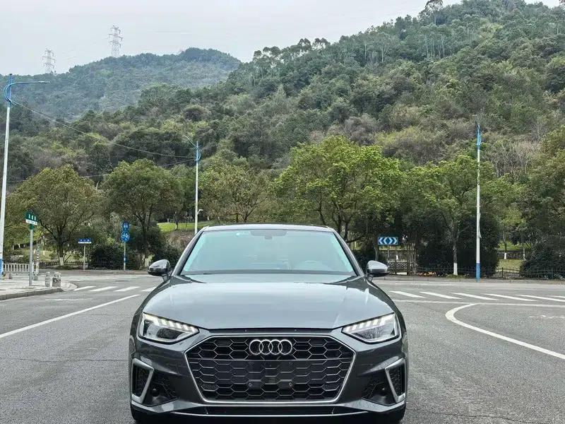 Audi A4L 2020 40 TFSI Luxury Dynamic — миниатюра 2