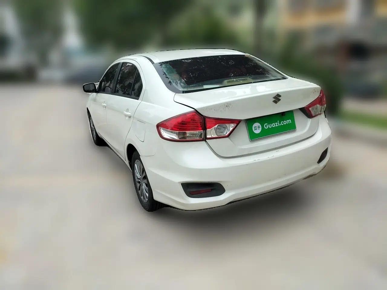 Suzuki Alivio 2015 1.6L Manual Comfort Model — миниатюра 4