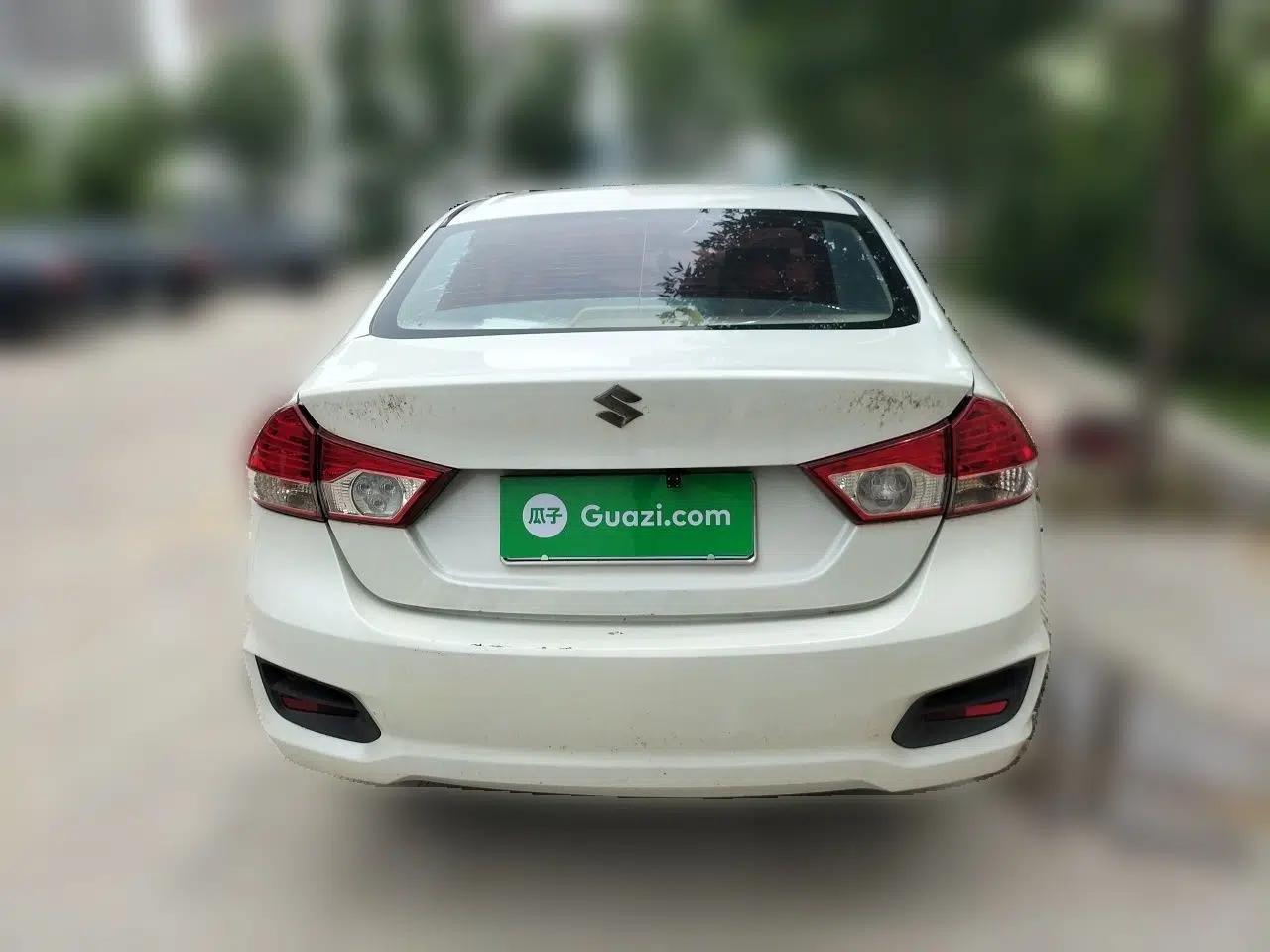 Suzuki Alivio 2015 1.6L Manual Comfort Model — миниатюра 5