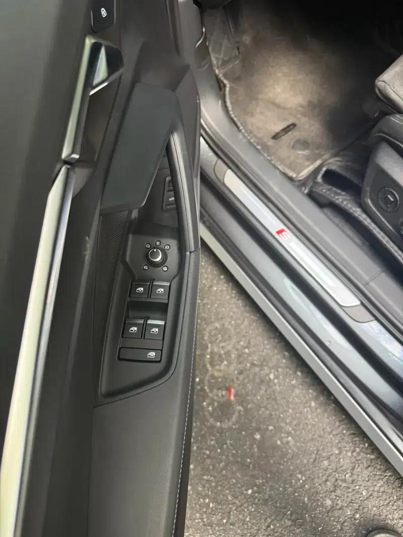 Audi A3 2023 Facelift Sportback 35 TFSI Luxury Sport — миниатюра 8