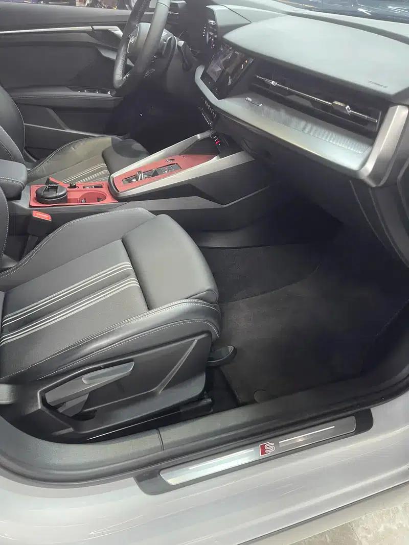Audi A3 2023 Facelift Sportback 35 TFSI Progressive Elegance — миниатюра 13