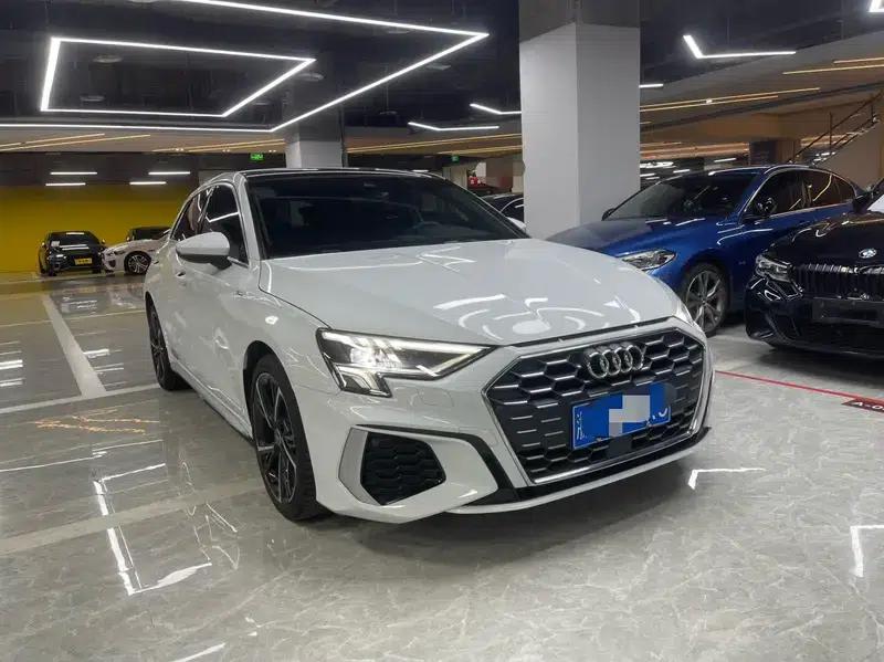 Audi A3 2023 Facelift Sportback 35 TFSI Progressive Elegance — миниатюра 3