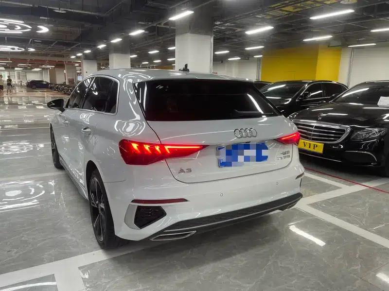 Audi A3 2023 Facelift Sportback 35 TFSI Progressive Elegance — миниатюра 4