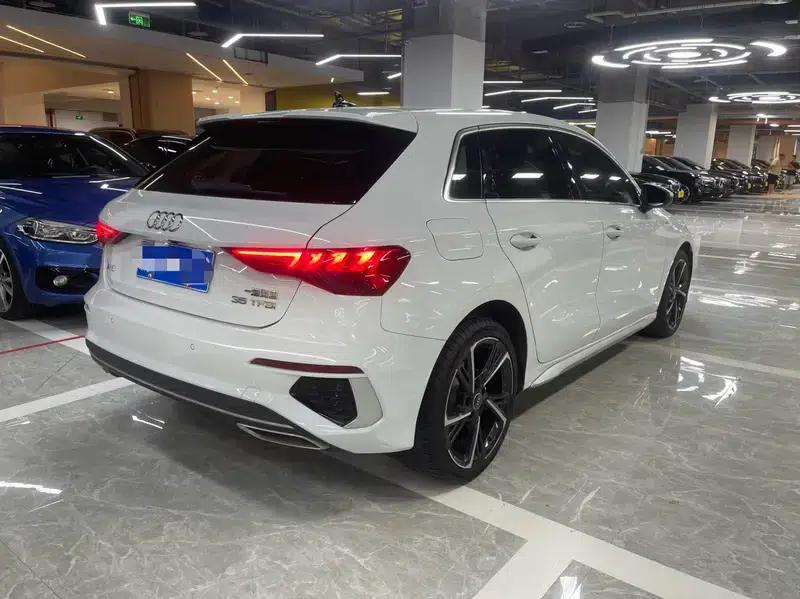 Audi A3 2023 Facelift Sportback 35 TFSI Progressive Elegance — миниатюра 6