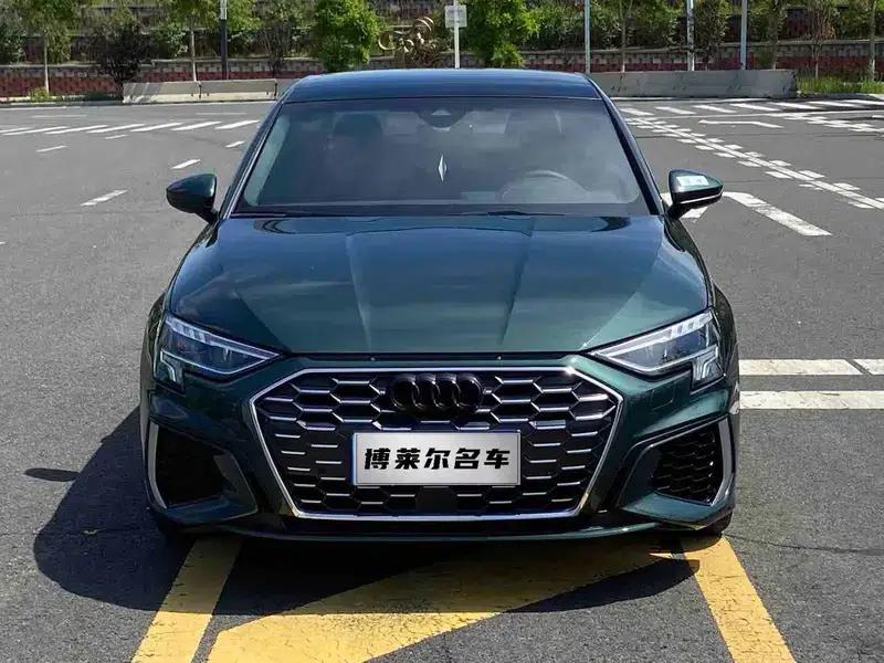 Audi A3 2023 Facelift A3L Limousine 35 TFSI Fashionable Elegant Model — миниатюра 2