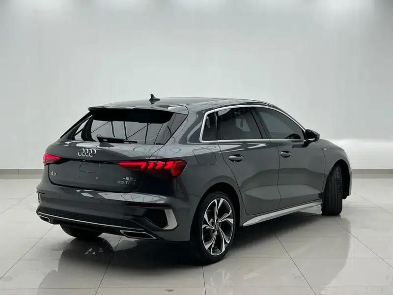 Audi A3 2023 Facelift Sportback 35 TFSI Fashion Sporty Model — миниатюра 6