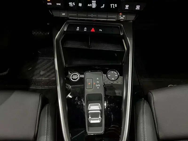 Audi A3 2021 Sportback 35 TFSI Fashion Sport — миниатюра 11