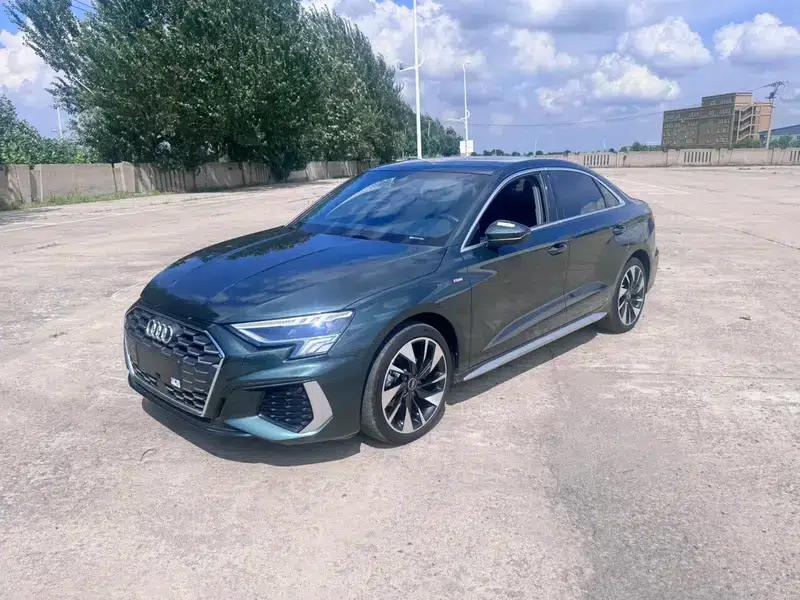 2022 Audi A3 A3L Limousine 35 TFSI Fashion Sport — миниатюра 1