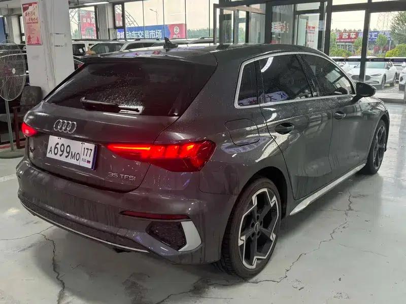 Audi A3 2023 Facelift Sportback 35 TFSI Luxury Sport — миниатюра 7