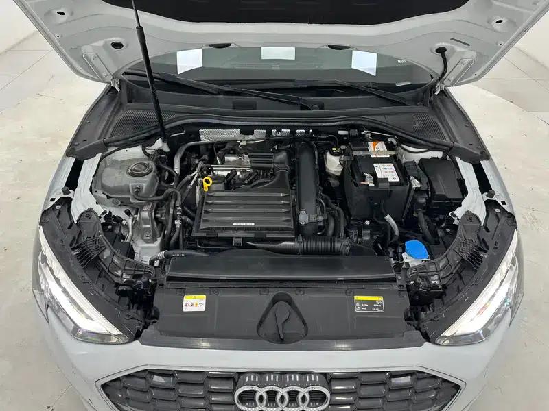 2022 Audi A3 A3L Limousine 35 TFSI Fashionable Elegant Model — миниатюра 8