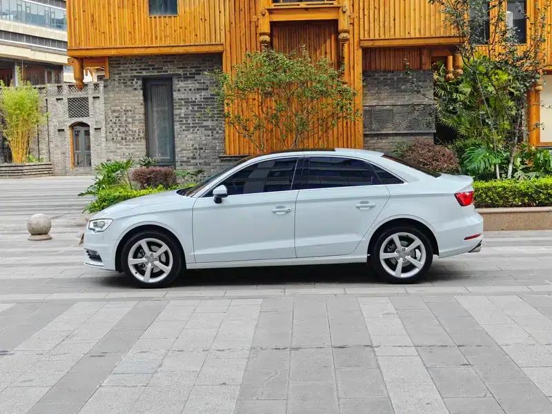 Audi A3 2014 Limousine 35 TFSI Automatic Comfort — миниатюра 3