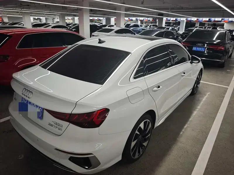 2024 Audi A3 A3L Limousine 35 TFSI Fashionable Elegant Model — миниатюра 4