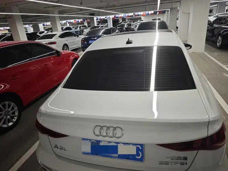 2024 Audi A3 A3L Limousine 35 TFSI Fashionable Elegant Model — миниатюра 5