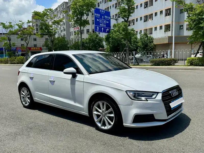 Audi A3 2018 30th Anniversary Edition Sportback 35 TFSI Progressive — миниатюра 3