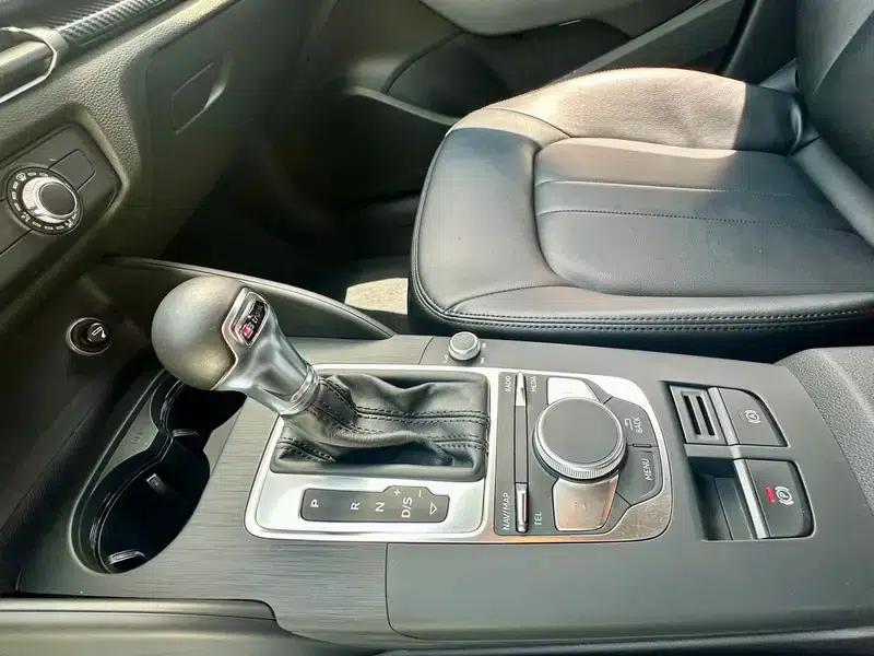 Audi A3 2018 30th Anniversary Edition Sportback 35 TFSI Progressive — миниатюра 9