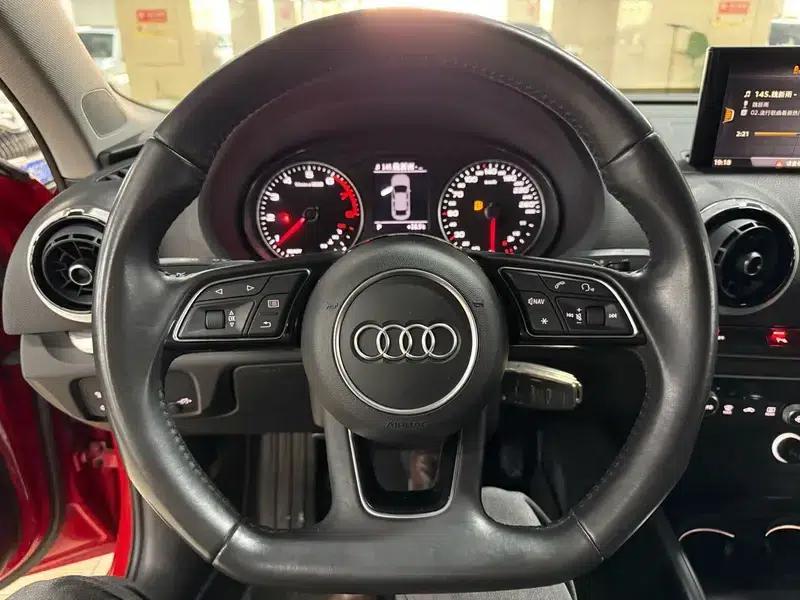 Audi A3 2018 30th Anniversary Edition Limousine 35 TFSI Fashion Model — миниатюра 7