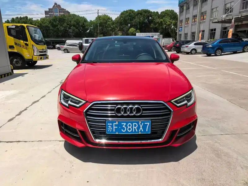 Audi A3 2018 30th Anniversary Edition Limousine 35 TFSI Fashion Model — миниатюра 2