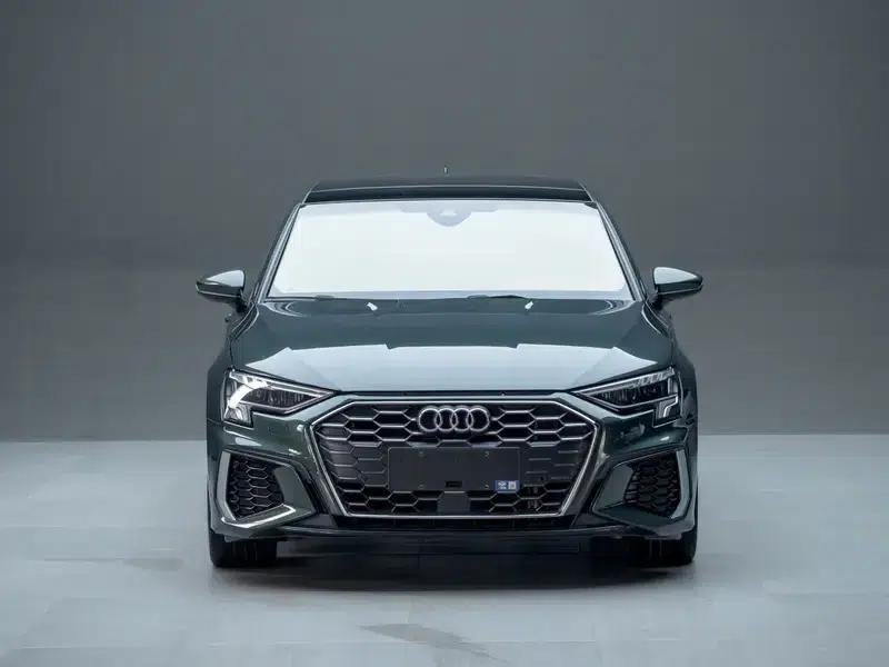Audi A3 2022 Sportback 35 TFSI Luxury Sport — миниатюра 2