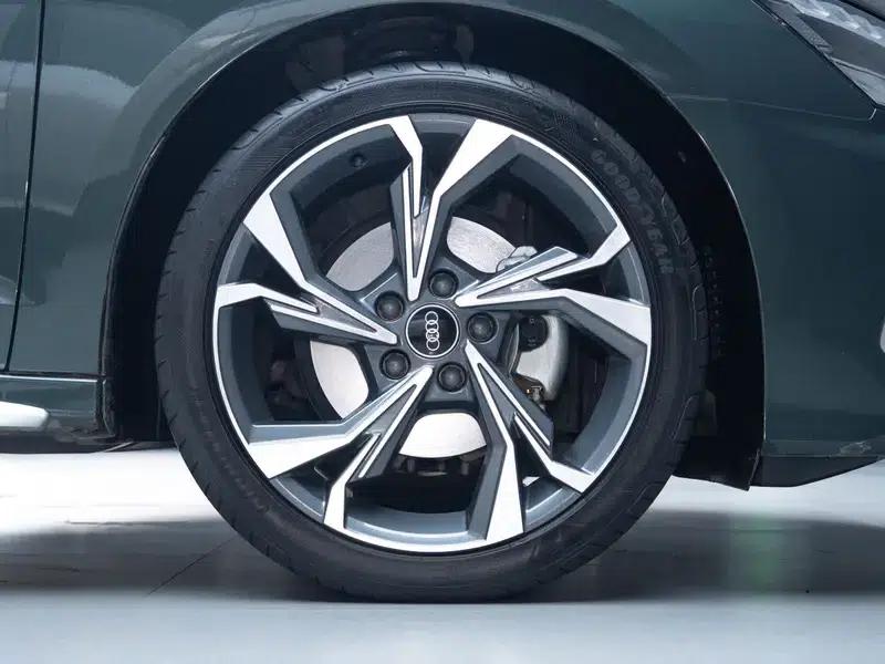 Audi A3 2022 Sportback 35 TFSI Luxury Sport — миниатюра 12