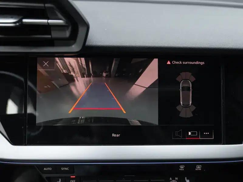 Audi A3 2022 Sportback 35 TFSI Luxury Sport — миниатюра 13