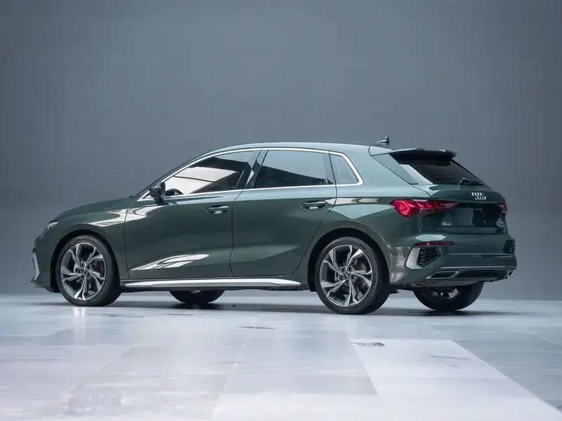 Audi A3 2022 Sportback 35 TFSI Luxury Sport — миниатюра 5