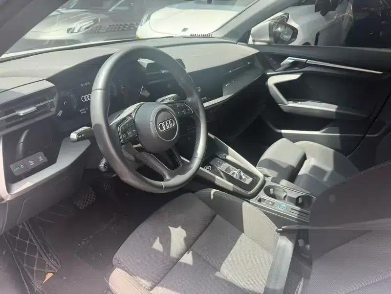 Audi A3 2023 Facelift Sportback 35 TFSI Progressive Elegance — миниатюра 6