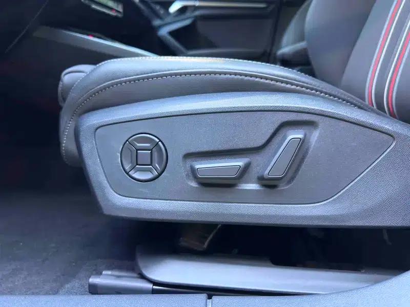 Audi A3 2023 Facelift A3L Limousine 35 TFSI Sporty Edition — миниатюра 18