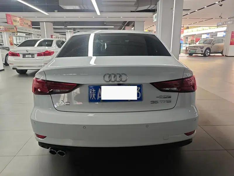 Audi A3 2017 Limousine 35 TFSI Progressive — миниатюра 4
