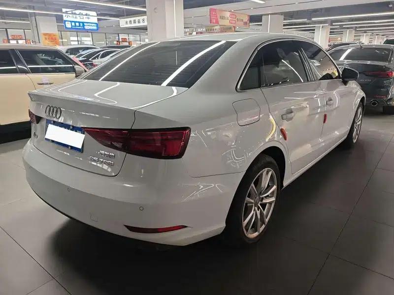 Audi A3 2017 Limousine 35 TFSI Progressive — миниатюра 5