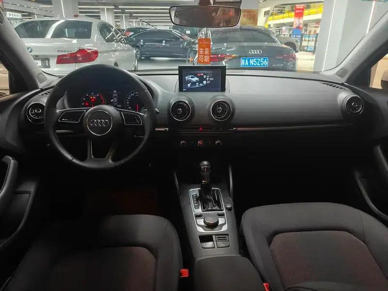 Audi A3 2017 Limousine 35 TFSI Progressive — миниатюра 6