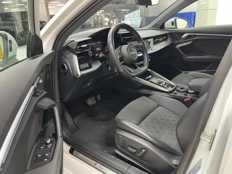 Audi A3 2023 Facelift A3L Limousine 35 TFSI Luxury Sport — миниатюра 9