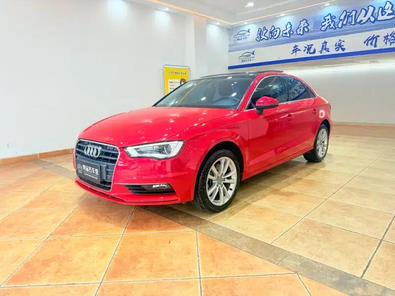 Audi A3 2015 Limousine 40 TFSI Automatic Comfort — миниатюра 1