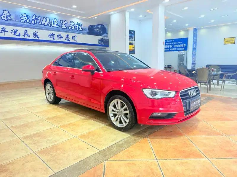 Audi A3 2015 Limousine 40 TFSI Automatic Comfort — миниатюра 3