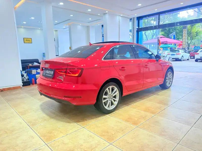 Audi A3 2015 Limousine 40 TFSI Automatic Comfort — миниатюра 6