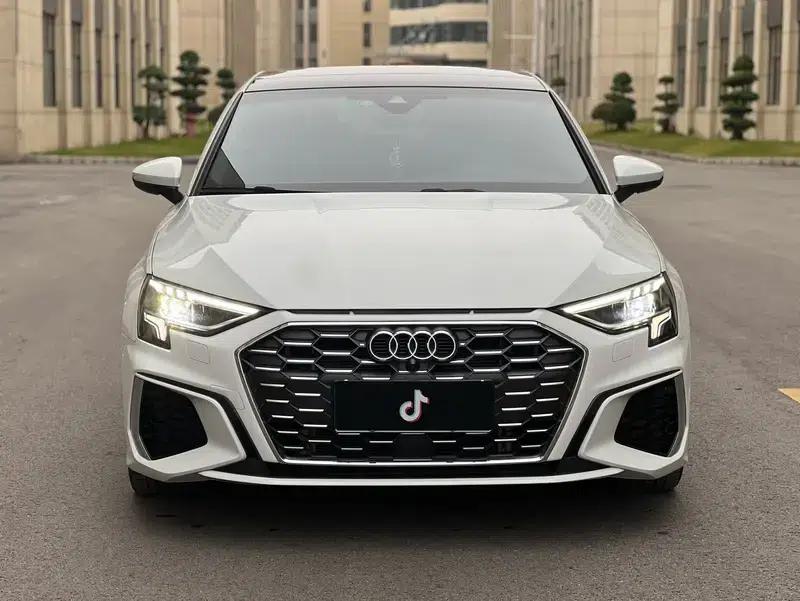 Audi A3 2024 Sportback 35 TFSI Fashion Sport — миниатюра 2