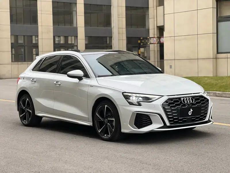 Audi A3 2024 Sportback 35 TFSI Fashion Sport — миниатюра 3