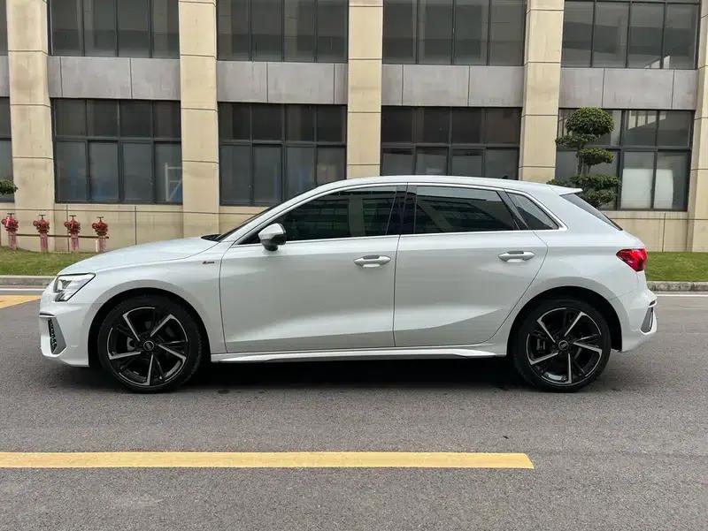 Audi A3 2024 Sportback 35 TFSI Fashion Sport — миниатюра 4