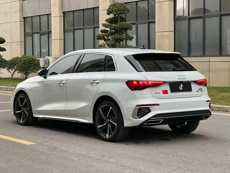 Audi A3 2024 Sportback 35 TFSI Fashion Sport — миниатюра 5
