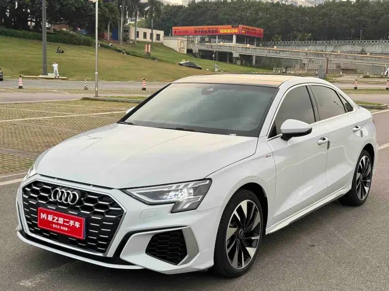 Audi A3 2023 Facelift A3L Limousine 35 TFSI Sporty Edition — миниатюра 1