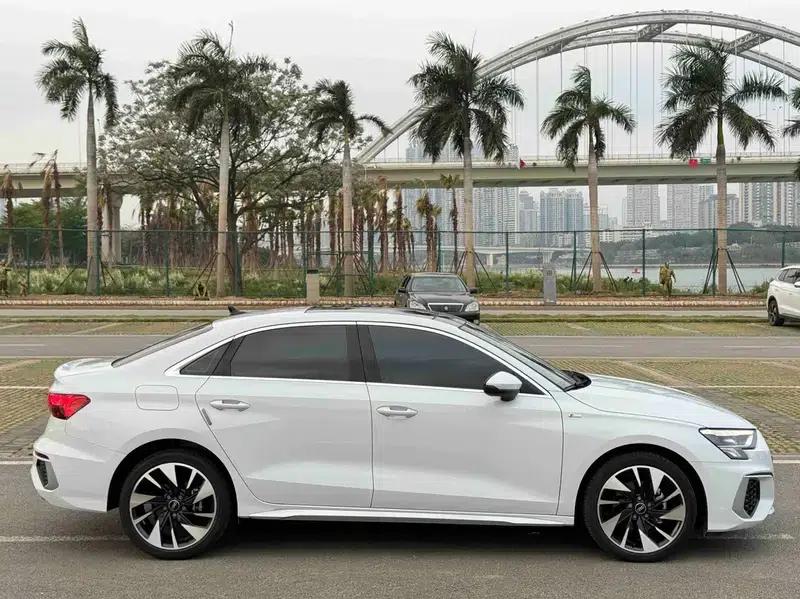 Audi A3 2023 Facelift A3L Limousine 35 TFSI Sporty Edition — миниатюра 8
