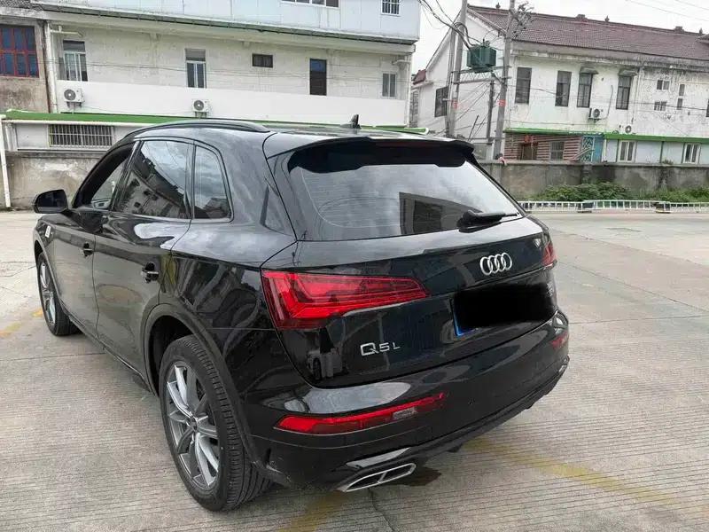 Audi Q5L 2023 40T Luxury Dynamic — миниатюра 3